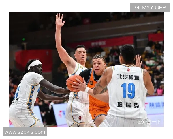 CBA广东队与北京队对决分析及赛季表现展望