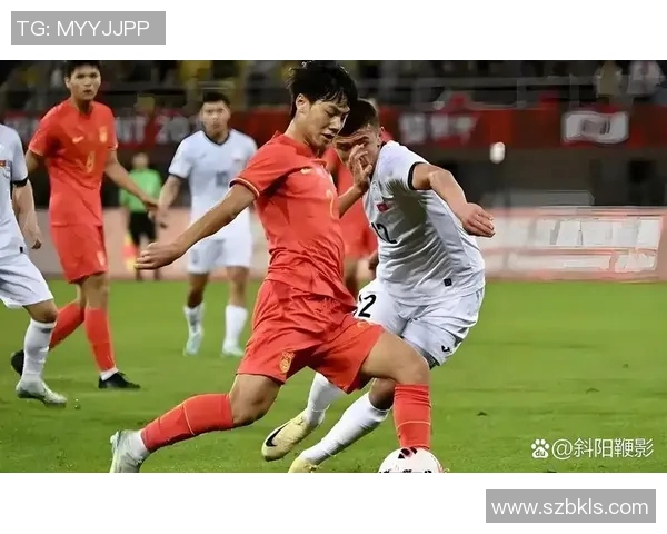 中国U23对阵曼联的精彩对决展现年轻球员的潜力与未来希望