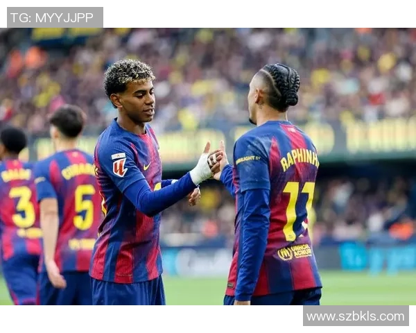 北京国安迎战巴塞罗那队展现中西足球文化的激情碰撞